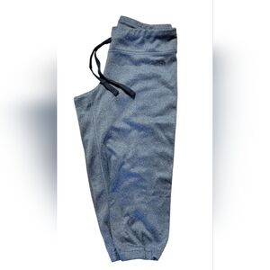 The North Face Women's Gray Fleece Capri Joggers